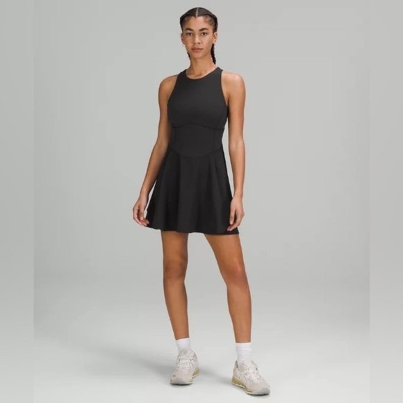 SOLD Lululemon Court Crush Dress in Black Size 8 - Picture 2 of 11